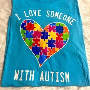 I love someone with Autism t shirt